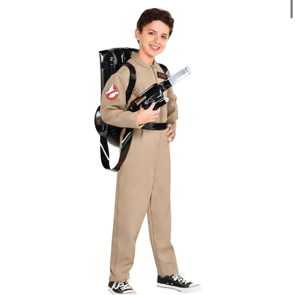 Kids Ghostbuster Costume - Tan. SIZE 12-14
generous size easy to fit